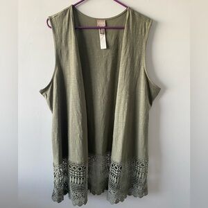 Chicos Sleeveless Sweater in Olive Green Size 3